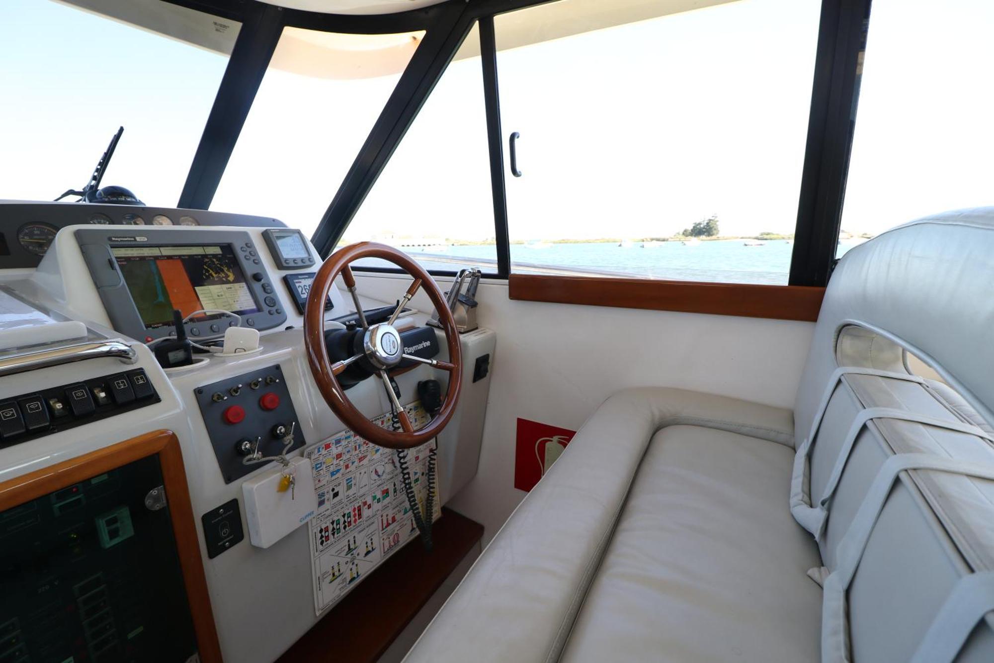 Private Yacht, We Love Our Guests Lisboa المظهر الخارجي الصورة