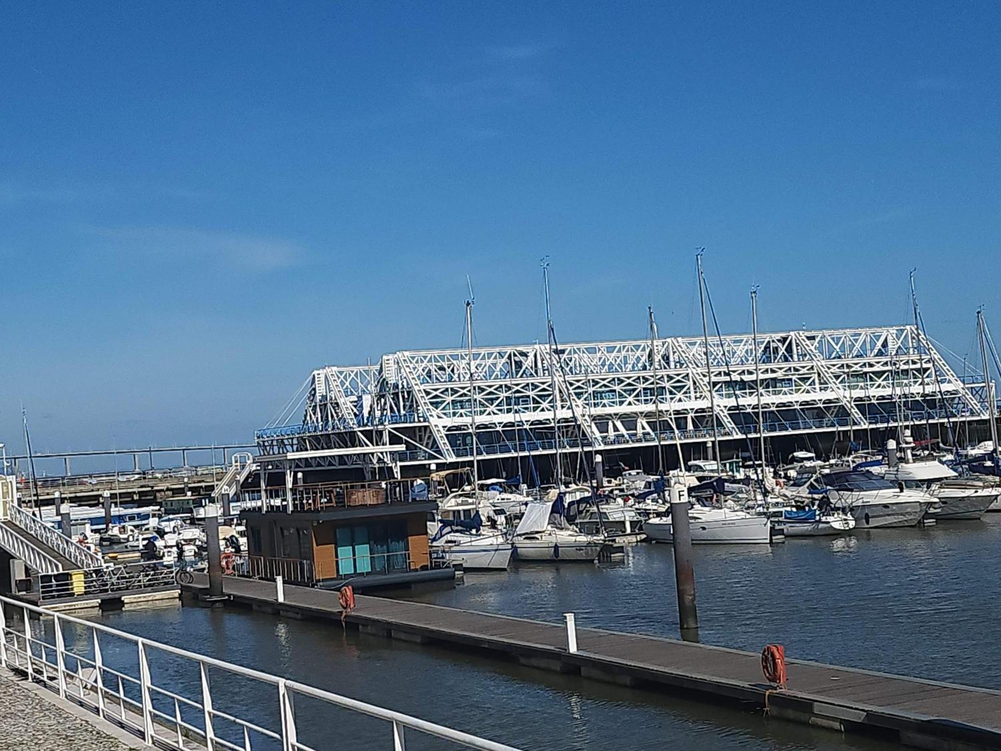 Private Yacht, We Love Our Guests Lisboa المظهر الخارجي الصورة